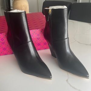 Tory Burch leather bootie